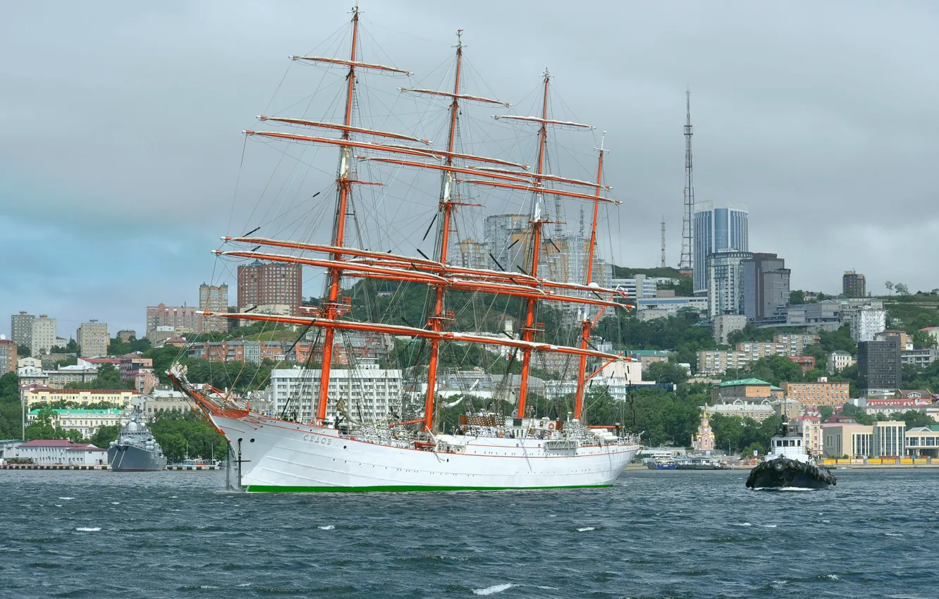 Photo wallpaper Vladivostok, bark, Sedov