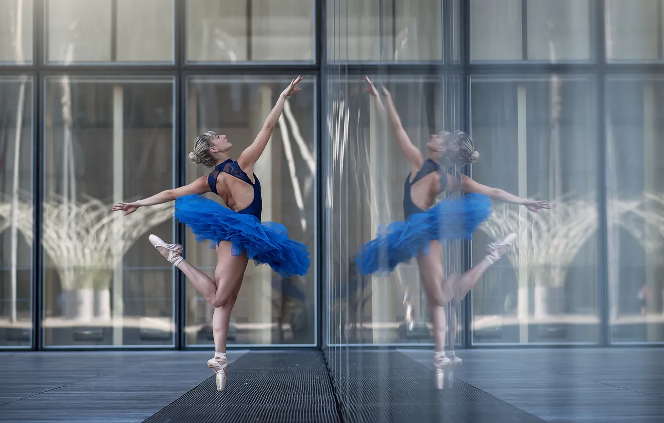 Photo wallpaper girl, pose, ballerina