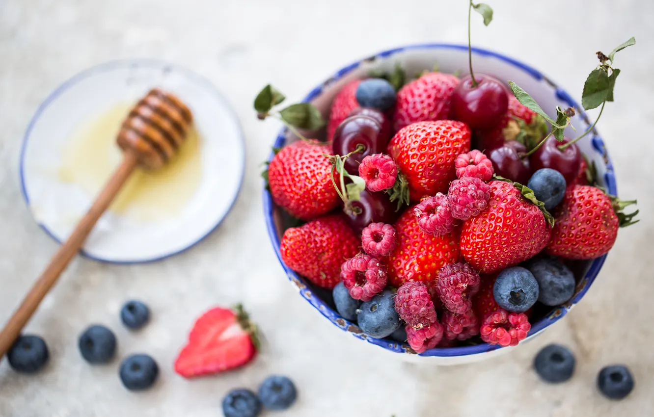 Photo wallpaper cherry, berries, raspberry, blueberries, strawberry, honey, honey, blueberries