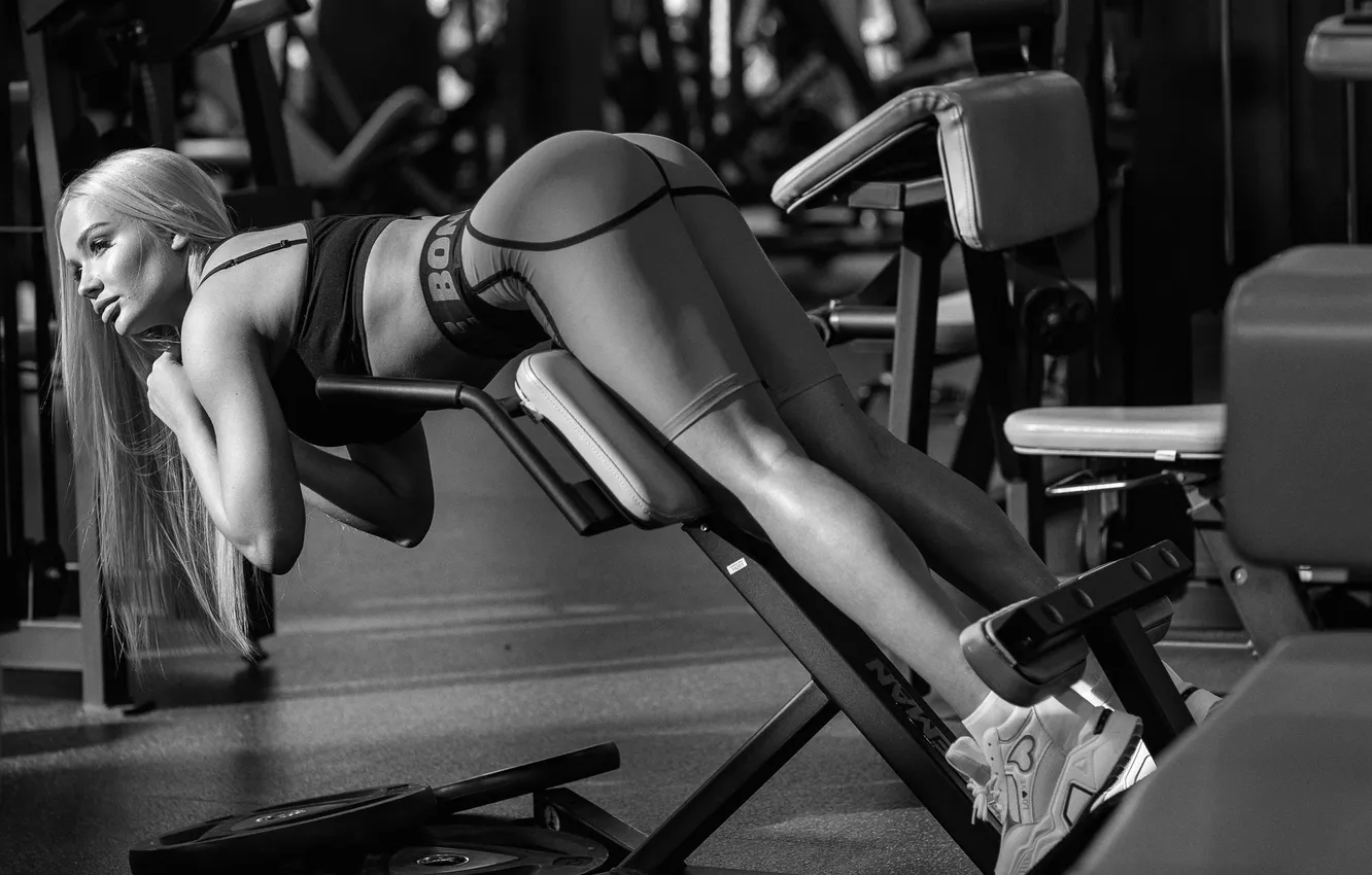 Photo wallpaper ass, ass, girl, pose, feet, figure, blonde, black and white