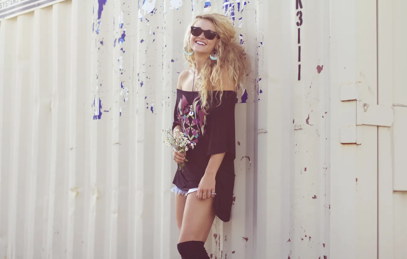 Photo wallpaper girl, woman, smile, flowers, model, laugh, blond, blonde