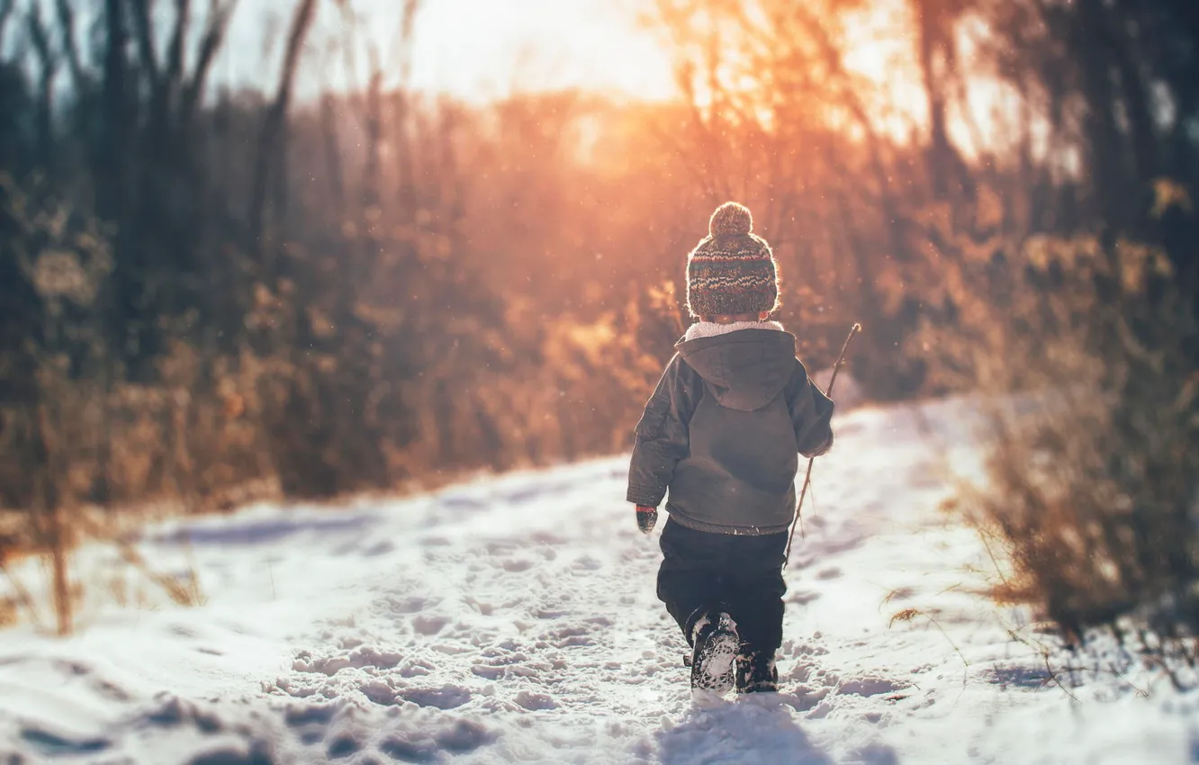 Photo wallpaper winter, light, snow, boy
