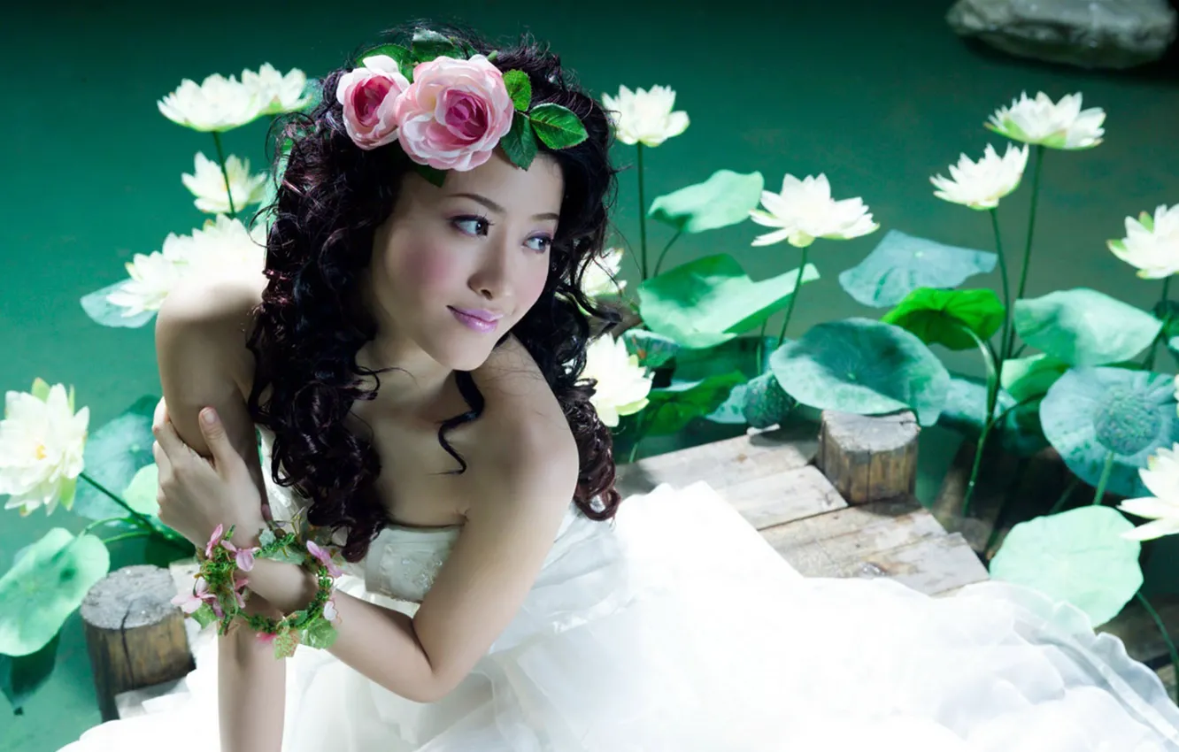 Photo wallpaper water, girl, hair, Asian, curls, uvety