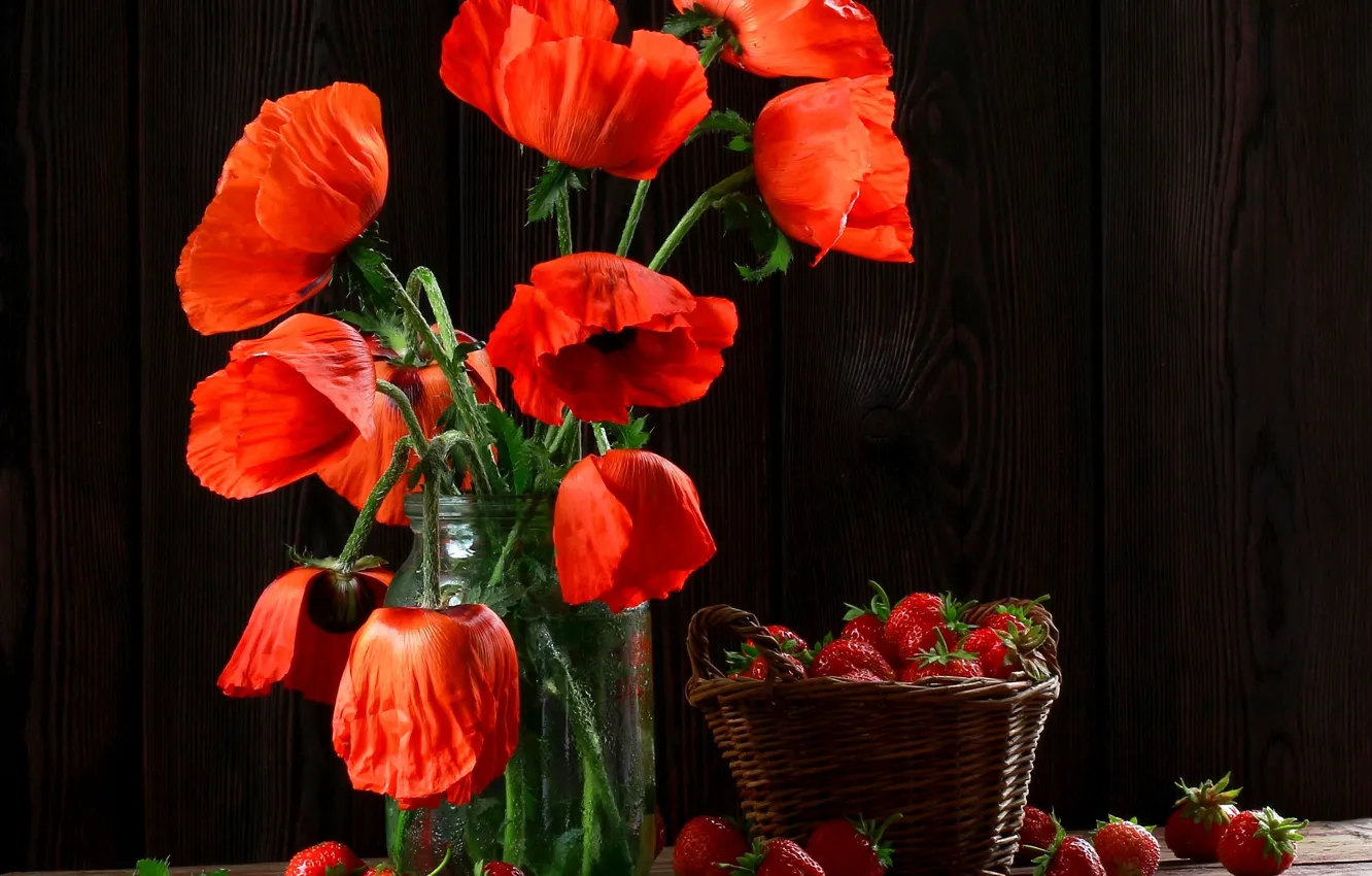 Photo wallpaper flowers, berries, background, Maki, strawberry, Bank, red, still life