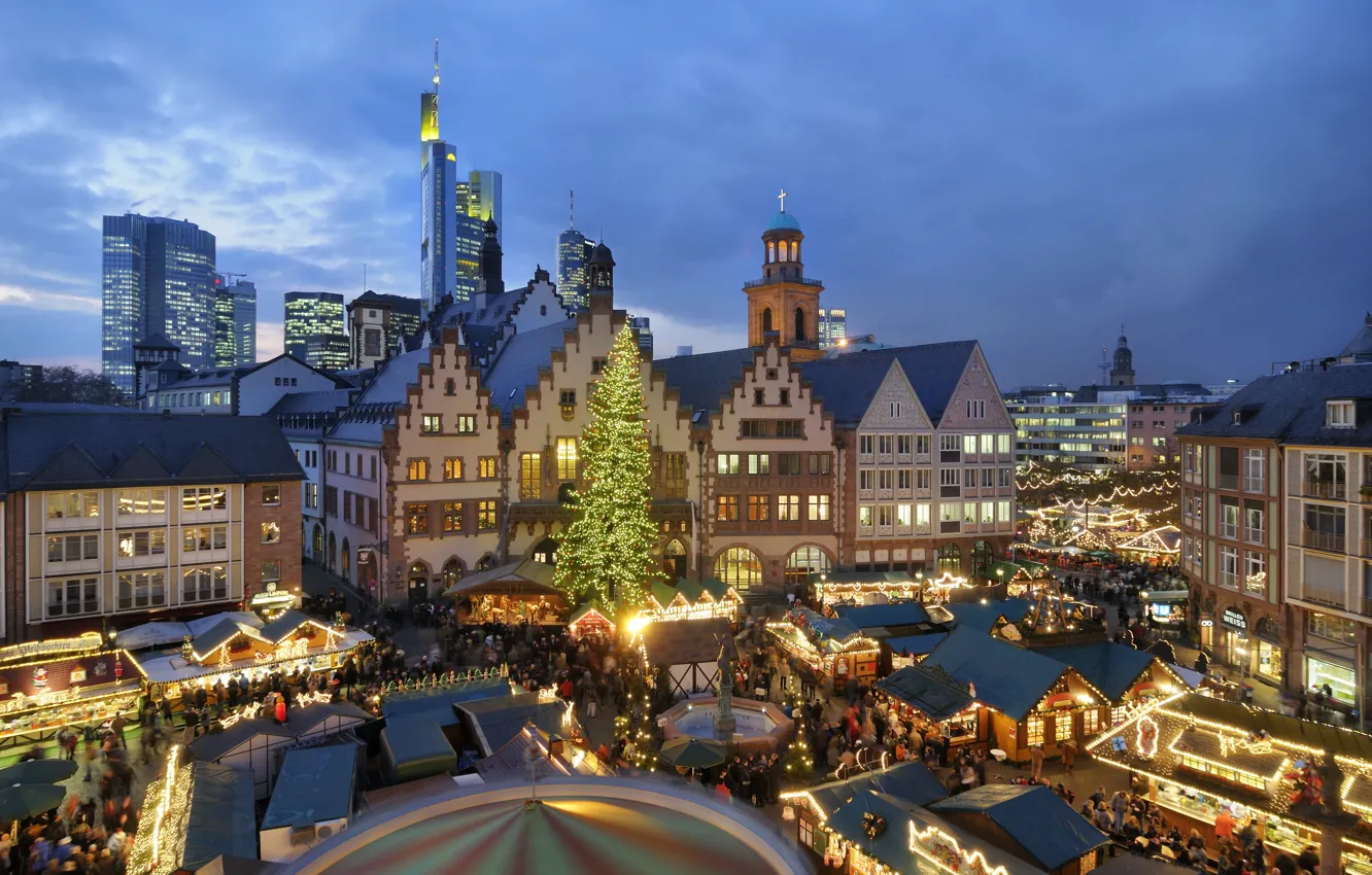 Photo wallpaper people, holiday, tree, Europe, houses, carousel, garland, year