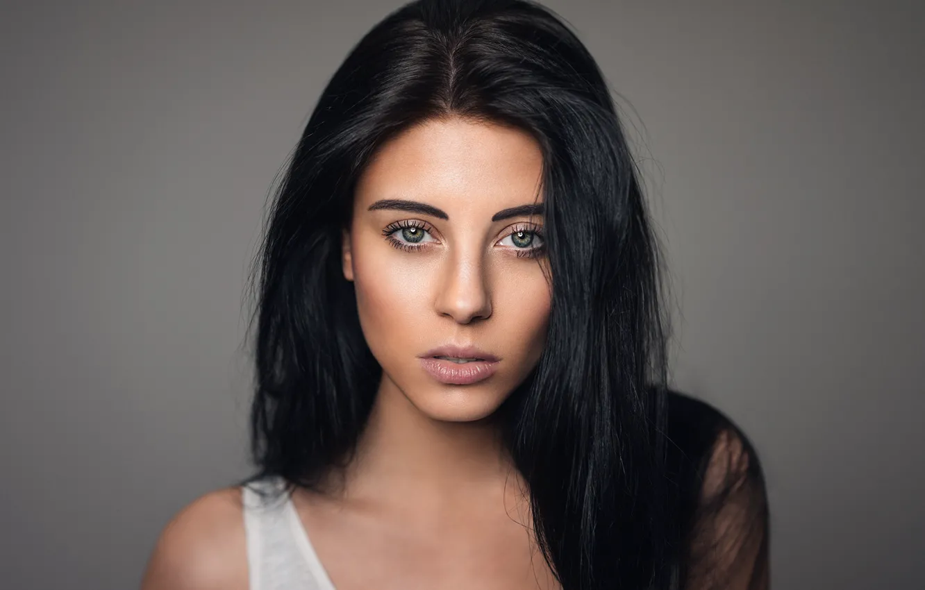 Photo wallpaper girl, face, background, model, portrait, makeup, brunette, Martin Kuhn