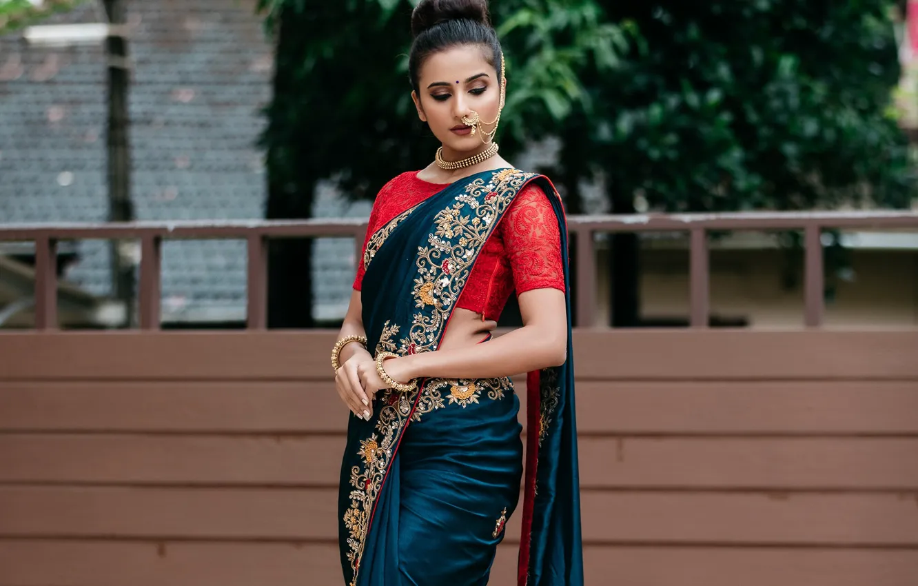 Photo wallpaper girl, fashion, eyes, smile, beautiful, figure, model, pretty