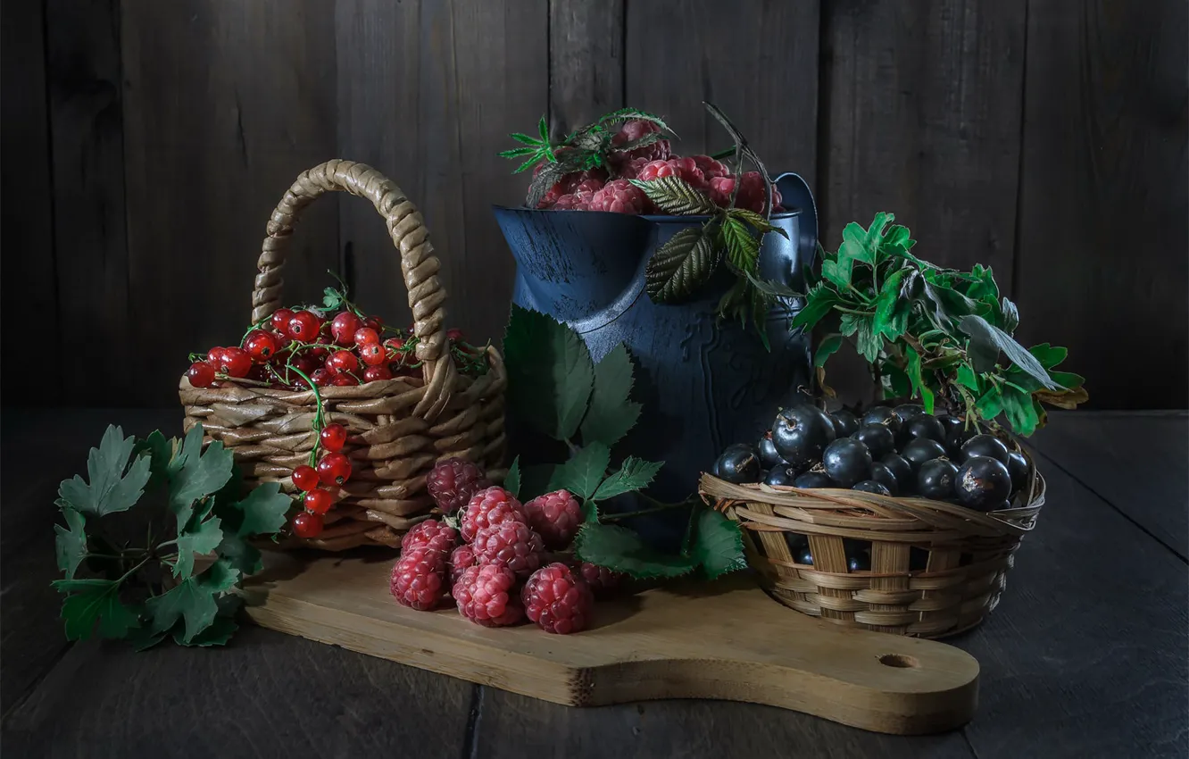 Photo wallpaper leaves, red, berries, raspberry, table, black, Board, lake