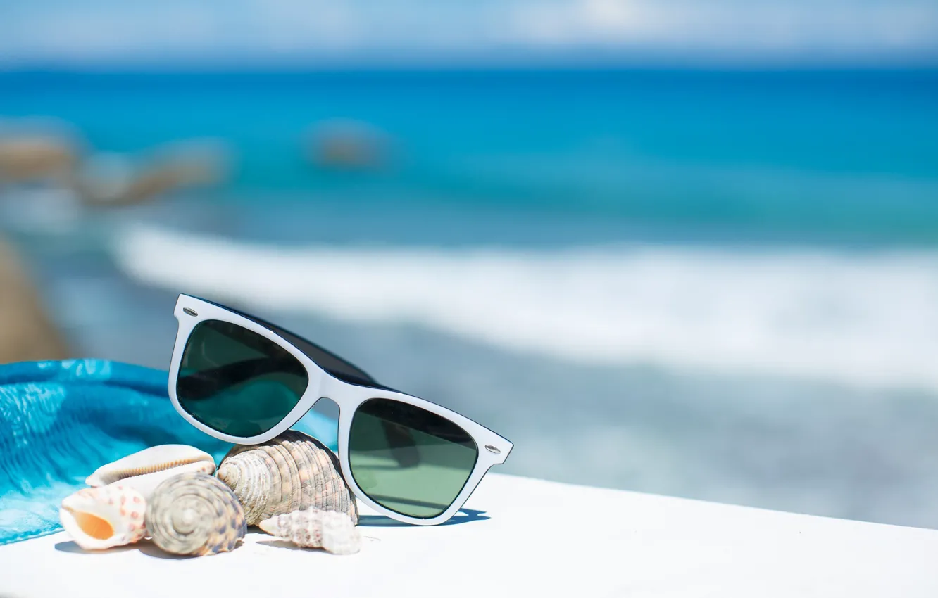Photo wallpaper sea, white, glasses, shell