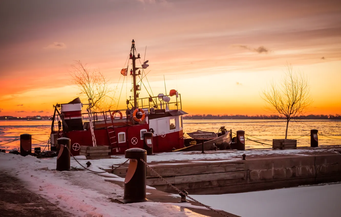 Photo wallpaper lake, ship, pier, Canada, Ontario, Toronto, Duncan Rawlinson, tuboat at sunrise