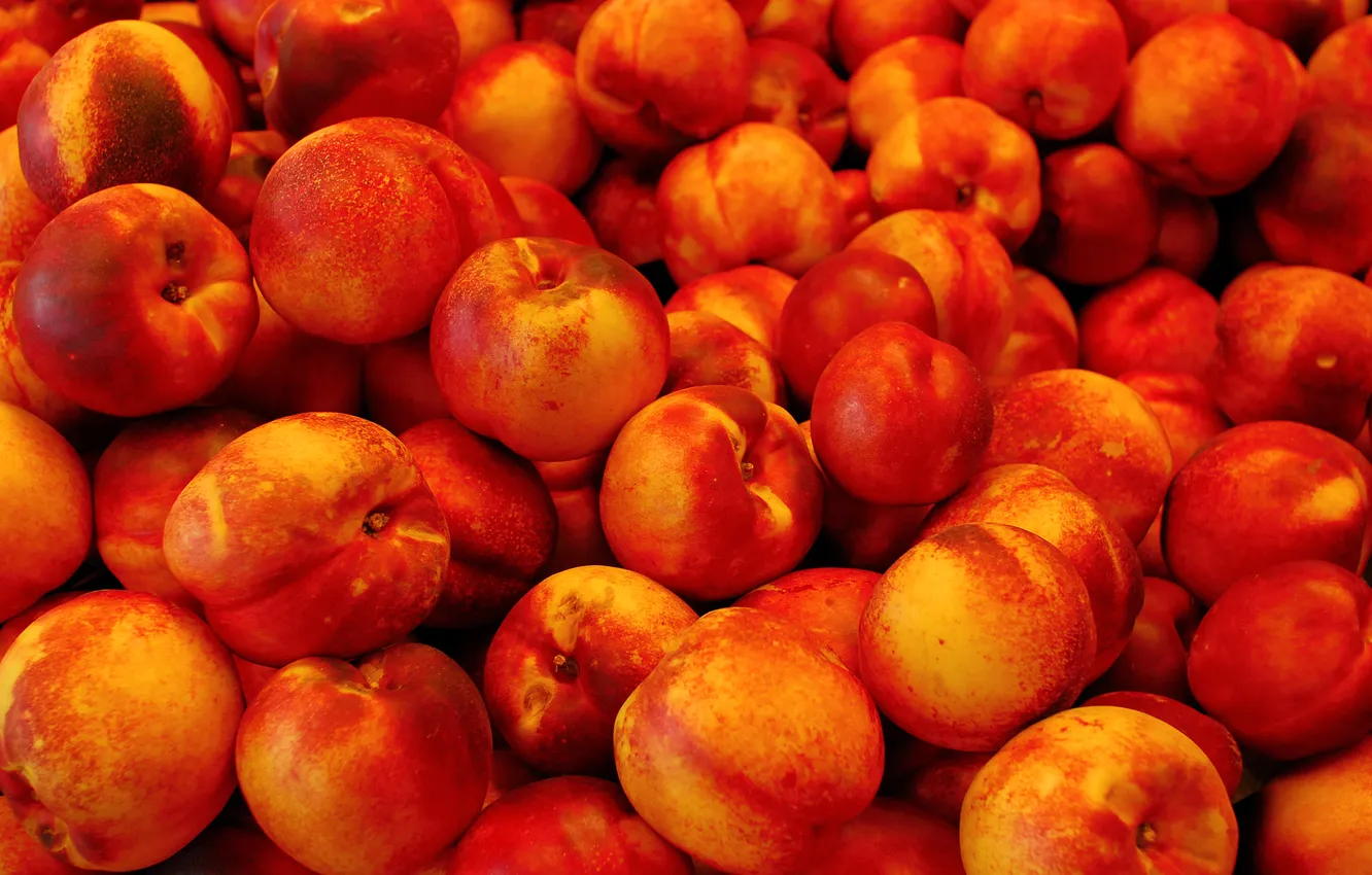 Photo wallpaper lies, peaches, a bunch, a lot