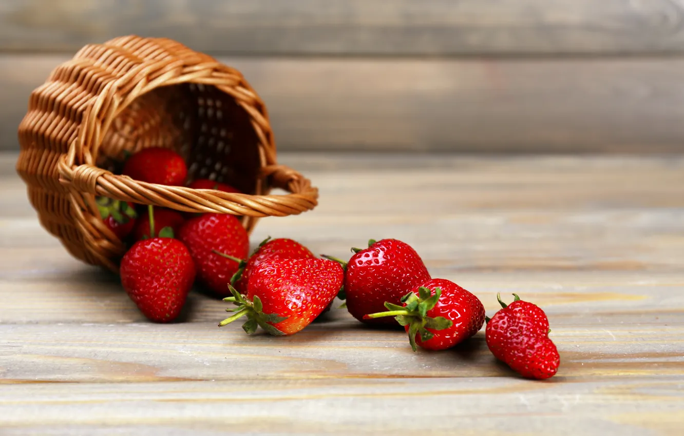 Photo wallpaper berries, strawberry, basket, strawberry, fresh berries