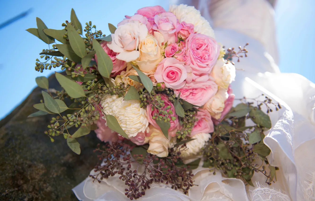 Photo wallpaper flowers, roses, bouquet, the bride, wedding