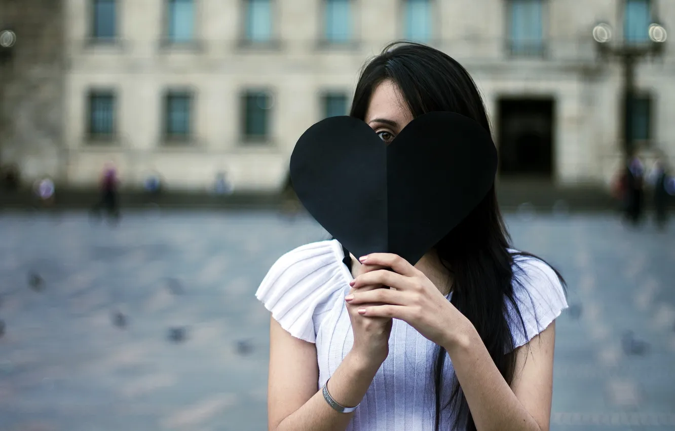 Photo wallpaper girl, background, street, heart