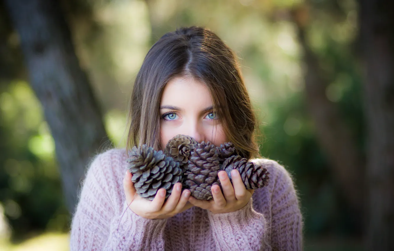 Photo wallpaper eyes, look, girl, face, mood, hands, bumps, bokeh