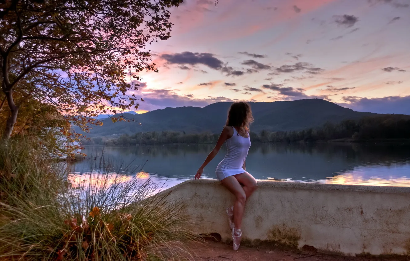 Photo wallpaper girl, sunset, lake