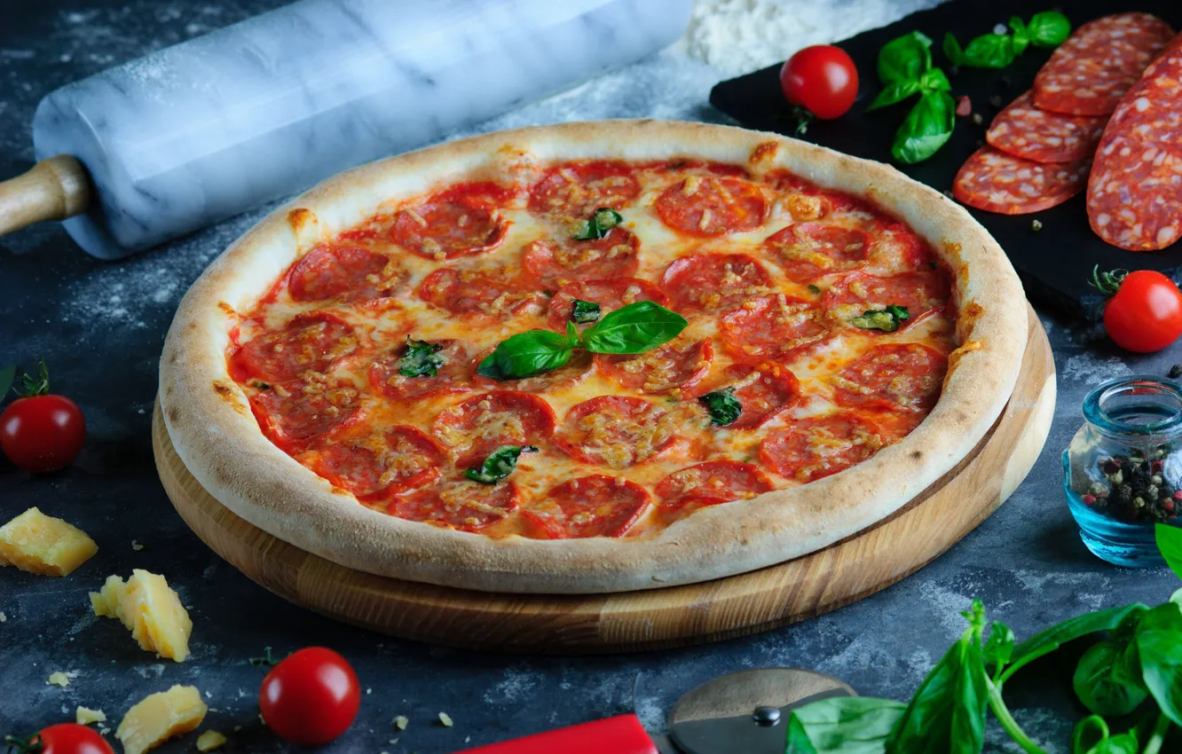 Photo wallpaper cheese, pizza, tomatoes, Basil, pepperoni