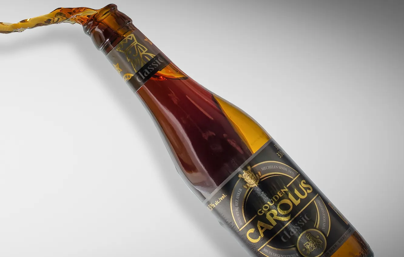 Photo wallpaper macro, bottle, beer