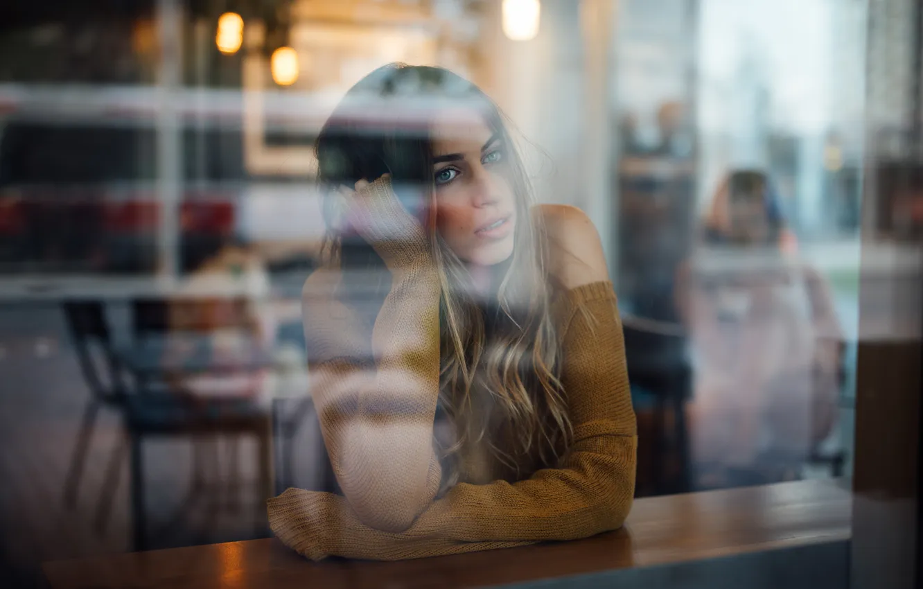 Photo wallpaper glass, girl, face, hair