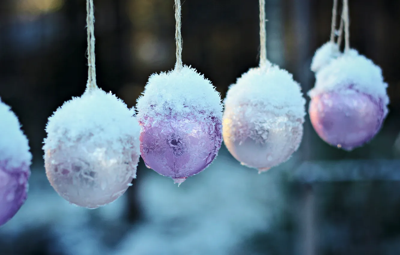 Photo wallpaper snow, balls, Christmas decorations