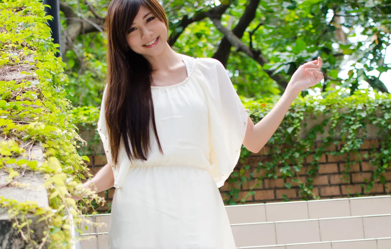 Photo wallpaper look, the sun, trees, pose, model, portrait, makeup, figure