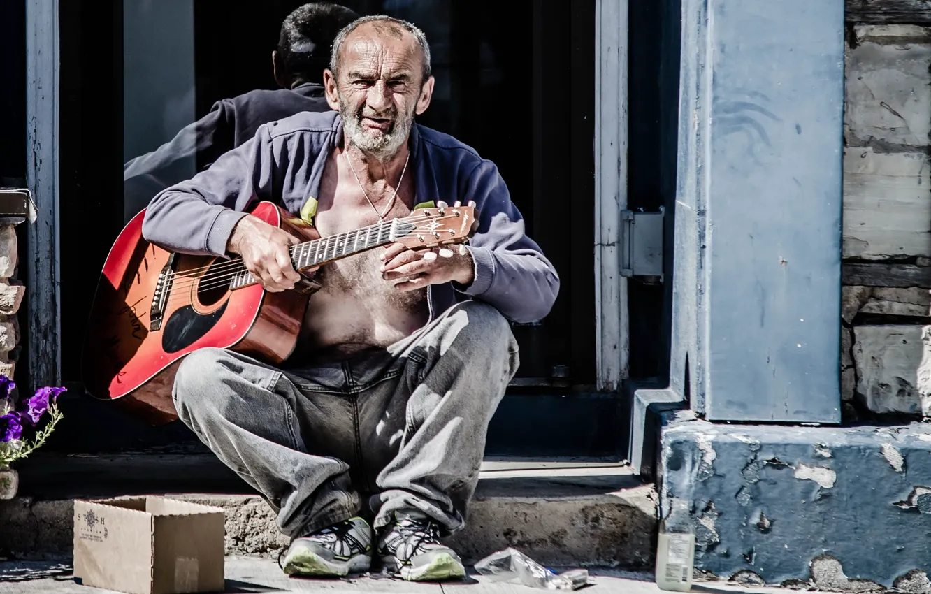 Photo wallpaper street, people, guitar