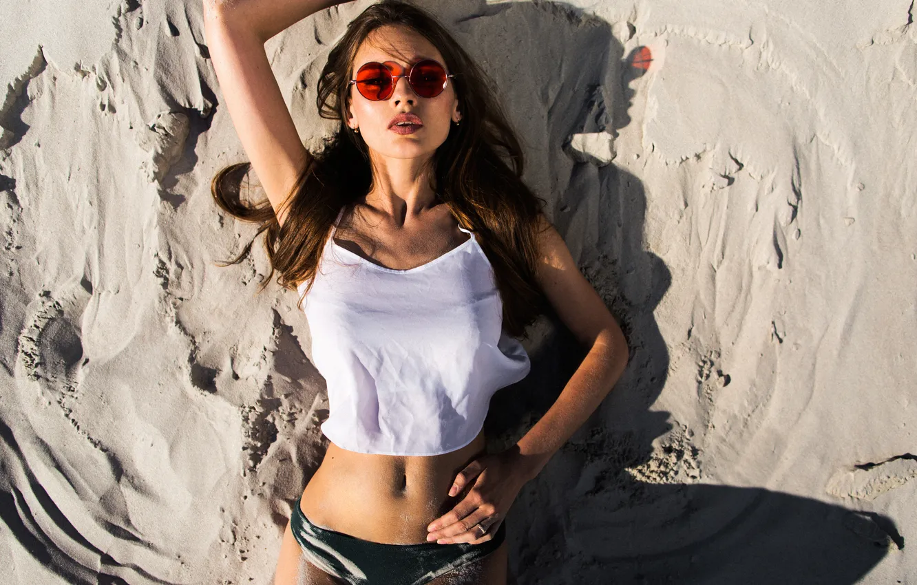 Photo wallpaper red, white, beach, woman, lies, sunglasses