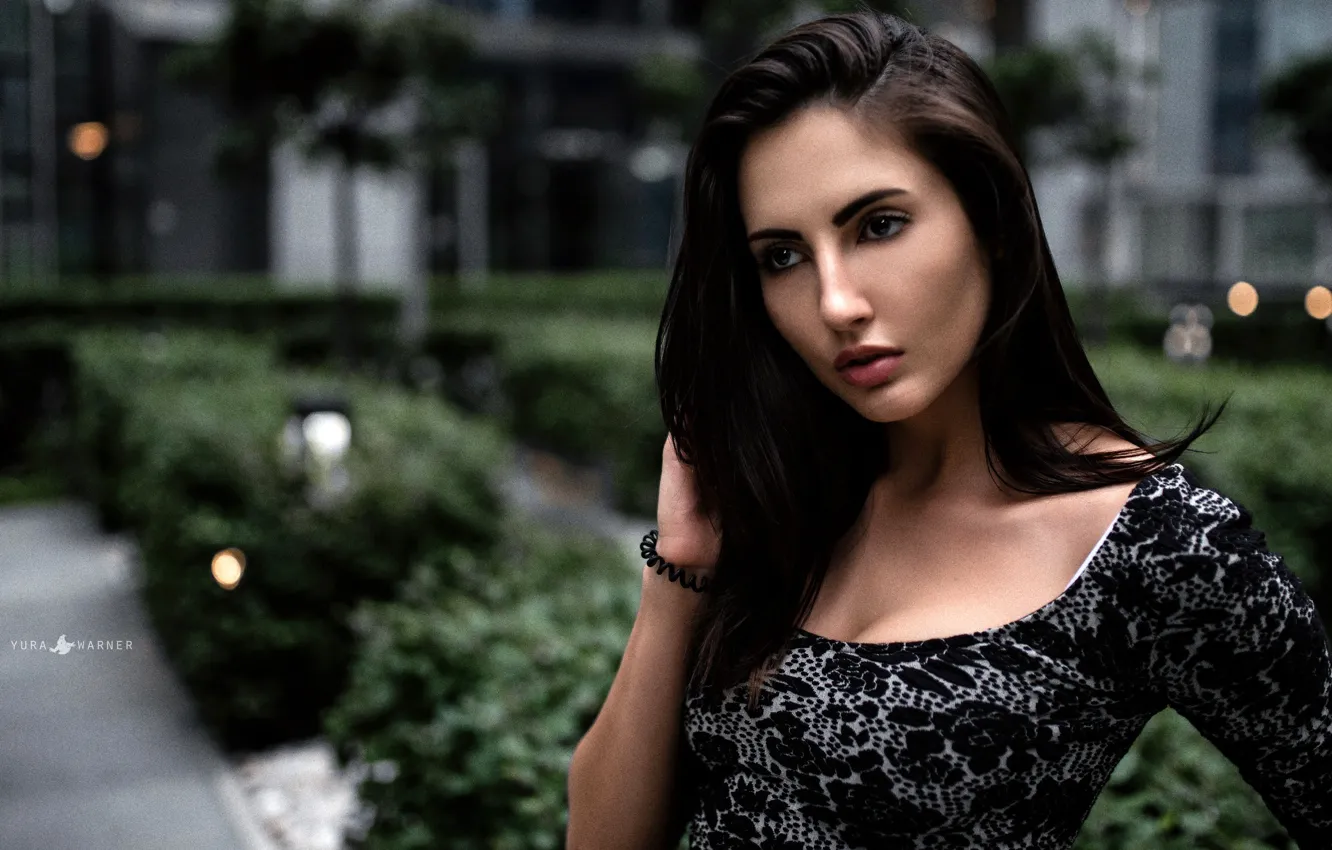 Photo wallpaper pose, glare, model, portrait, home, makeup, brunette, hairstyle