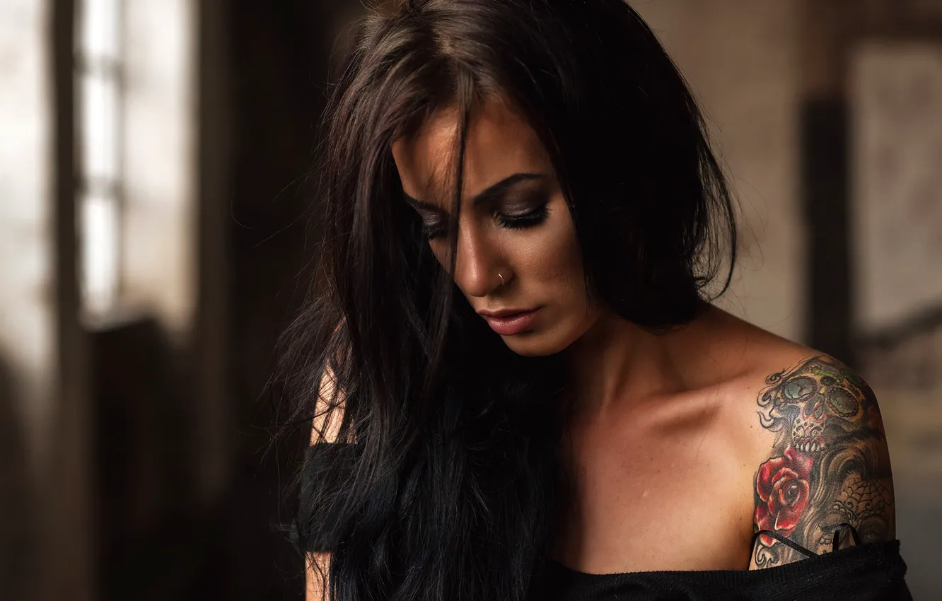 Photo wallpaper model, portrait, makeup, brunette, tattoo, hairstyle, beauty, shoulders