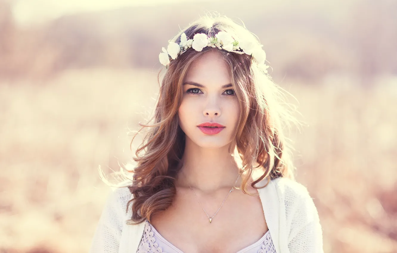 Photo wallpaper girl, nature, wreath