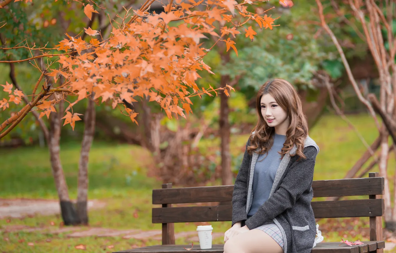 Photo wallpaper autumn, leaves, trees, glass, pose, Park, model, skirt