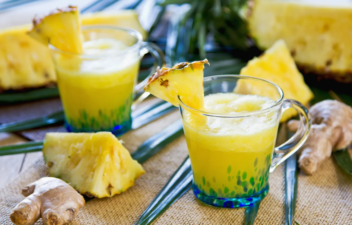 Photo wallpaper juice, pineapple, ginger