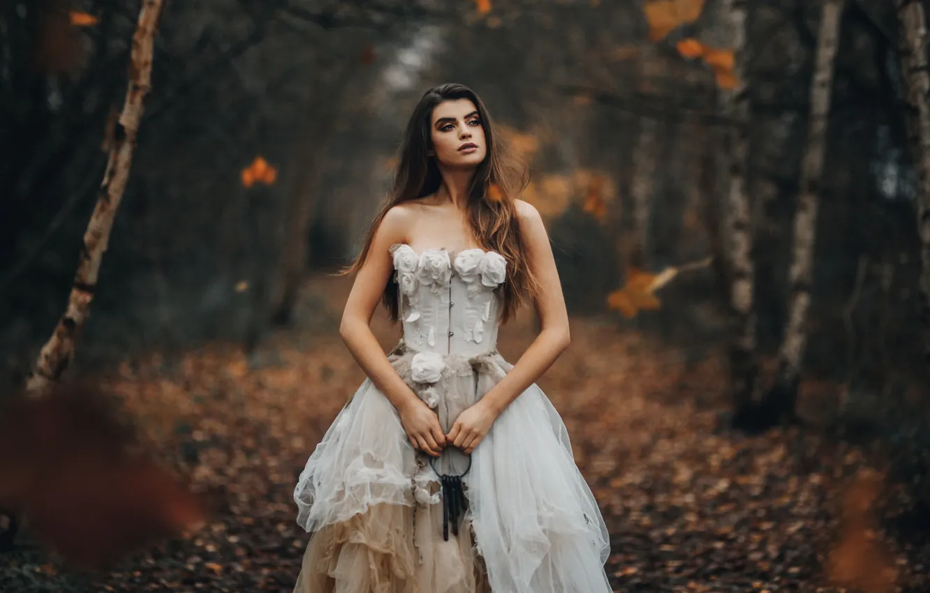 Photo wallpaper autumn, girl, key