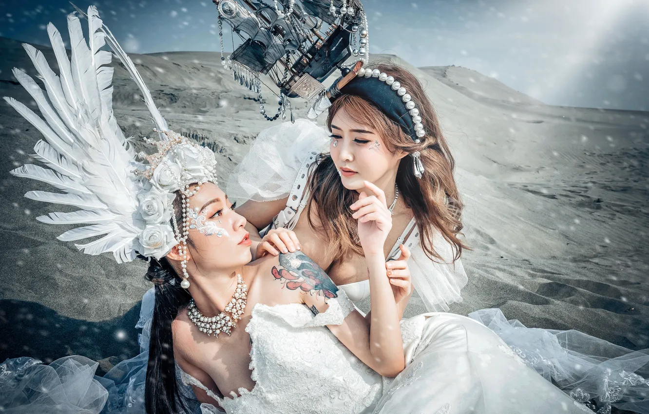 Photo wallpaper sand, chest, the sky, look, girl, light, decoration, nature