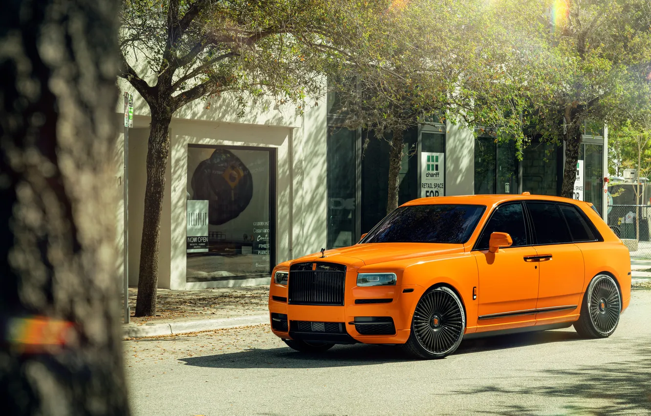 Photo wallpaper Rolse Royce, orange