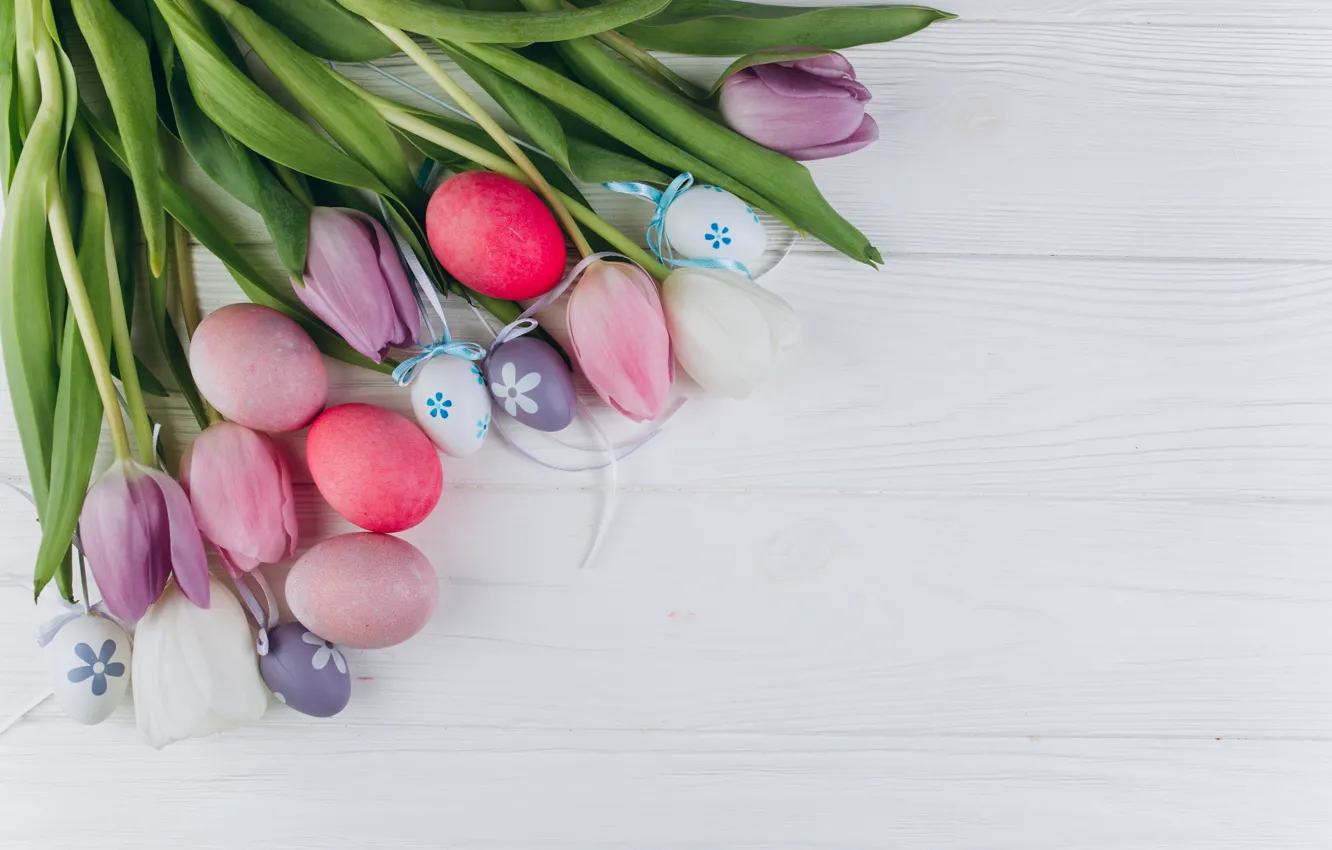 Photo wallpaper flowers, eggs, colorful, Easter, tulips, wood, pink, flowers