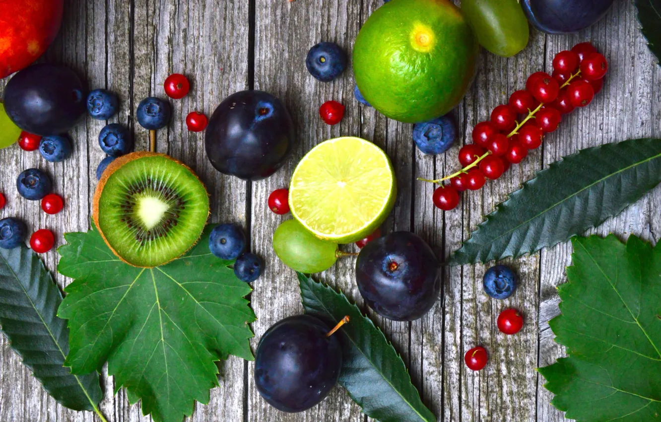 Photo wallpaper berries, kiwi, blueberries, currants, wood, drain