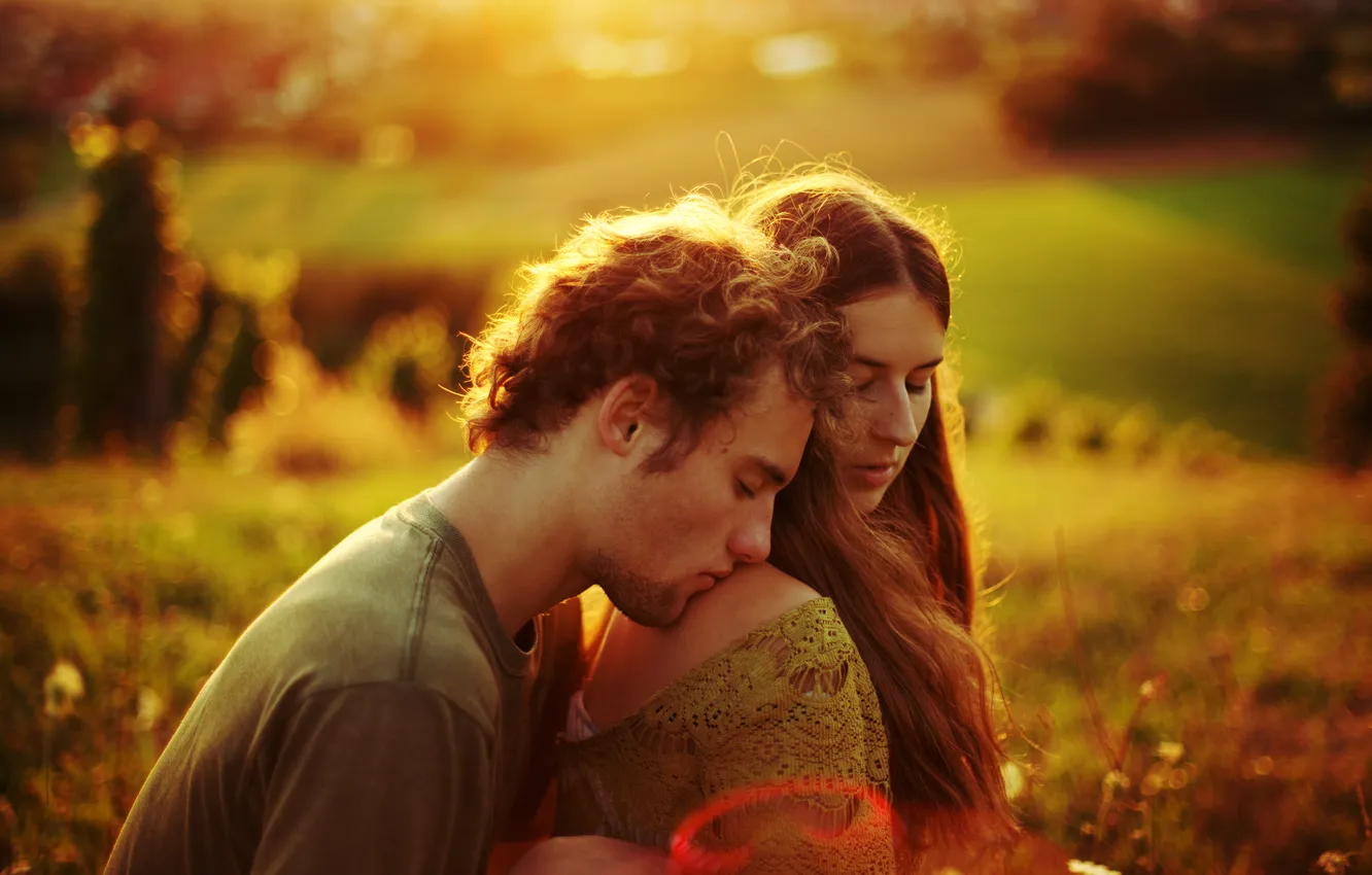 Photo wallpaper field, love, pair, love, shoulders, field, couple, bokeh