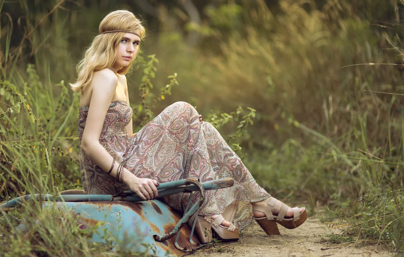 Photo wallpaper girl, pose, background