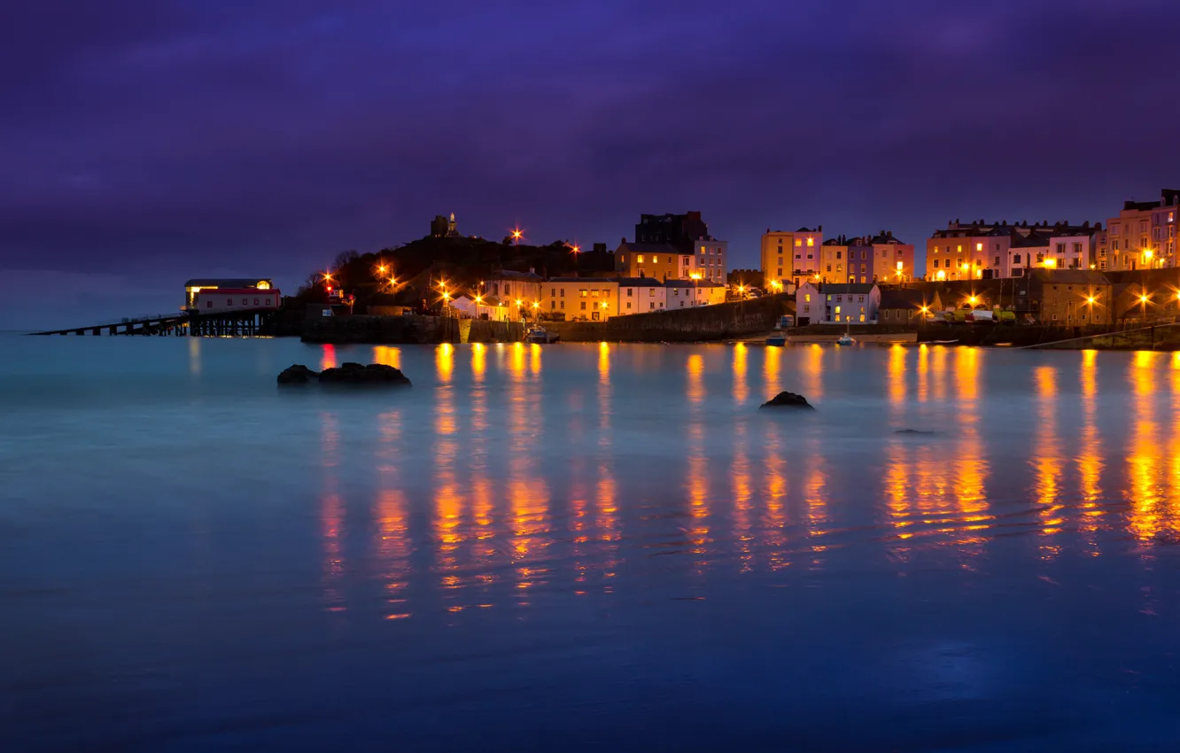 Photo wallpaper sea, night, lights, home, Bay, Wales, Tenby