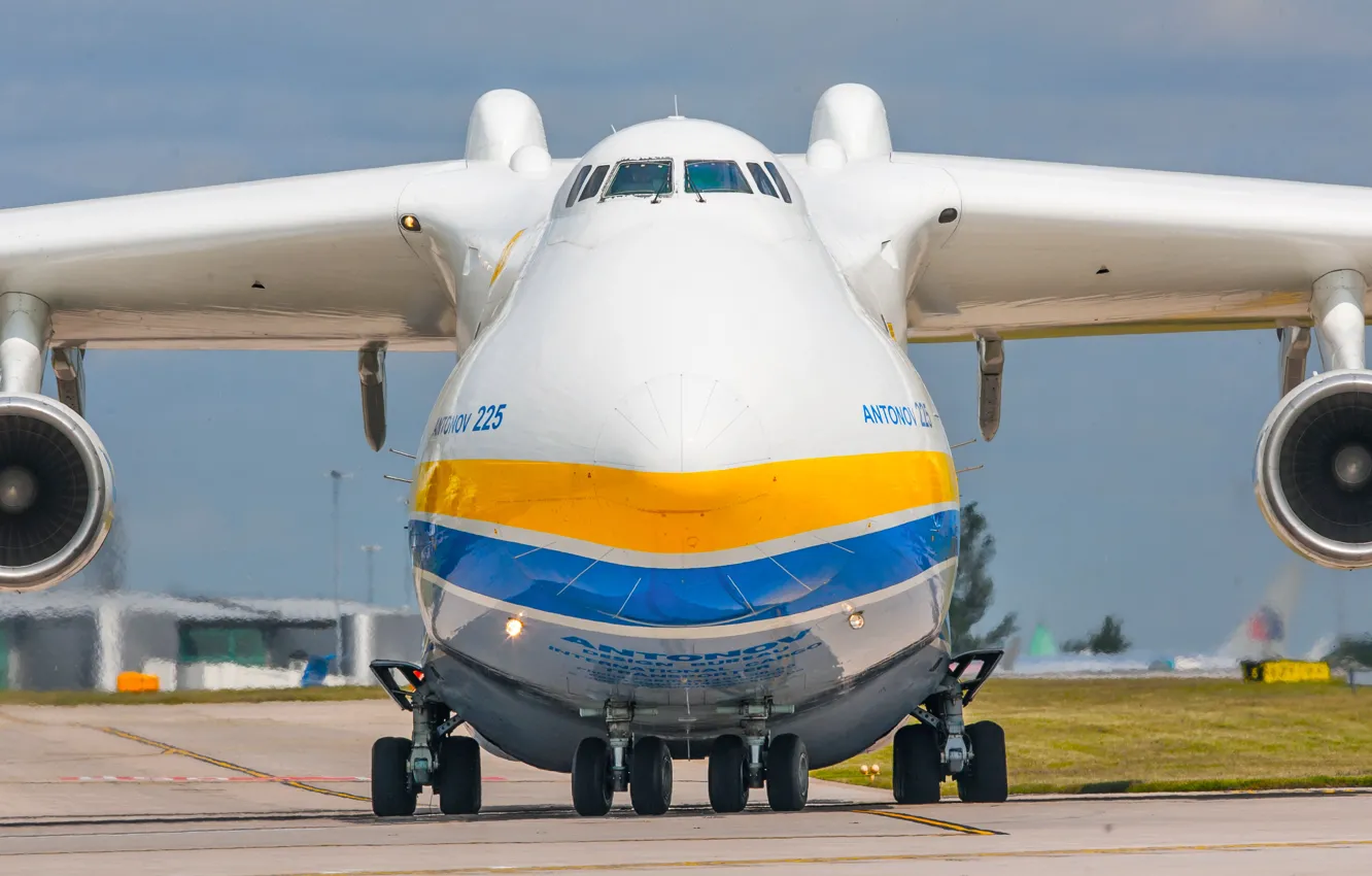 Photo wallpaper The plane, Wings, Nose, Engines, Dream, Ukraine, Mriya, The an-225