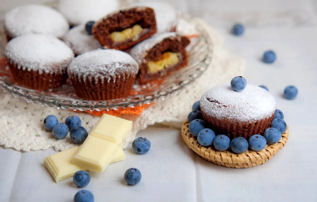 Photo wallpaper white, chocolate, blueberries, dessert, cakes, sweet, cupcakes, blueberries