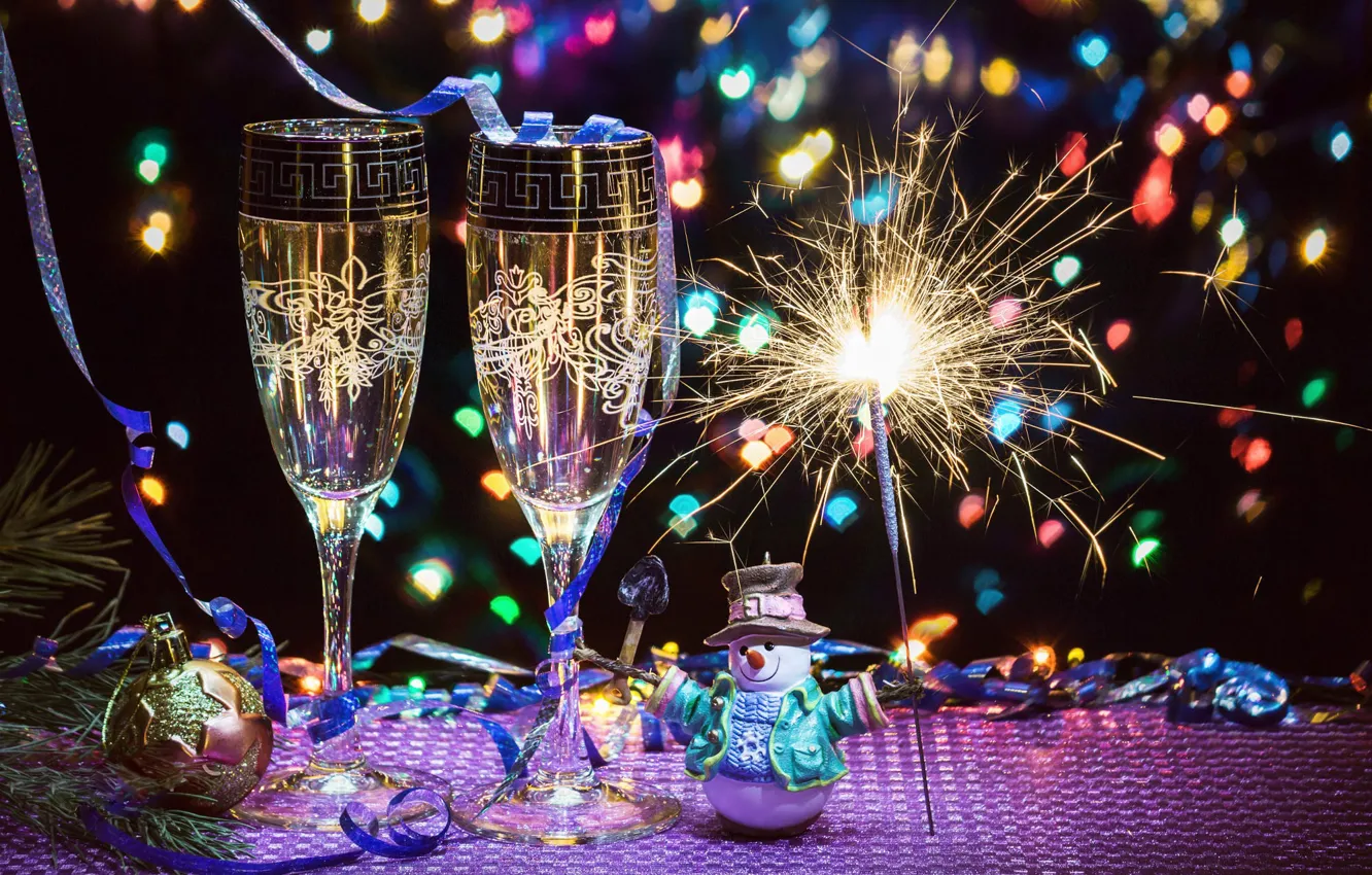 Photo wallpaper toys, glasses, New year, champagne, bokeh