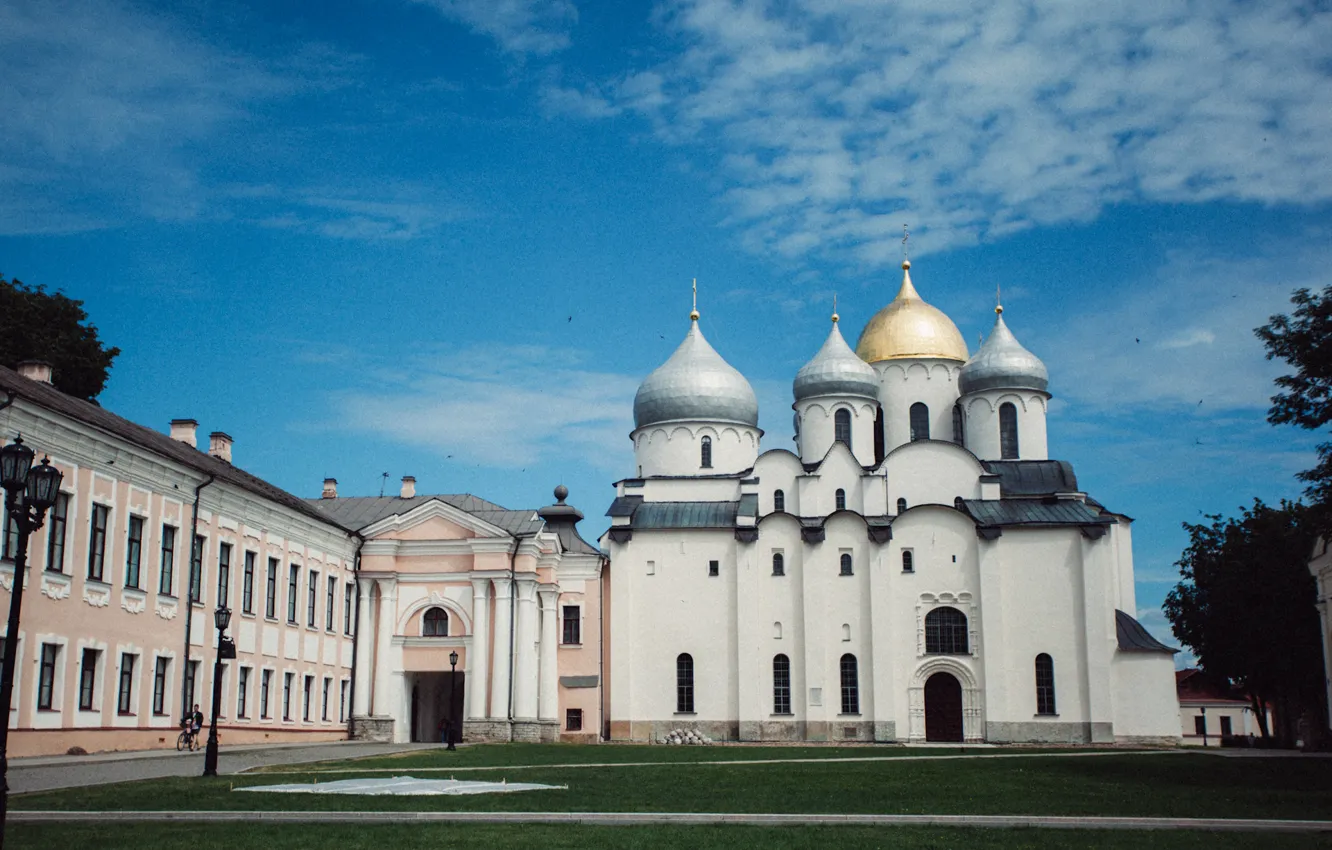 Photo wallpaper The Kremlin, architecture, Veliky Novgorod, Saint Sophia Cathedral
