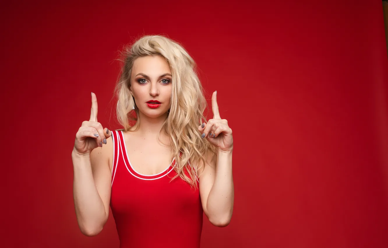 Photo wallpaper red, beautiful, blonde, swimsuit, bright, red lips, makeup