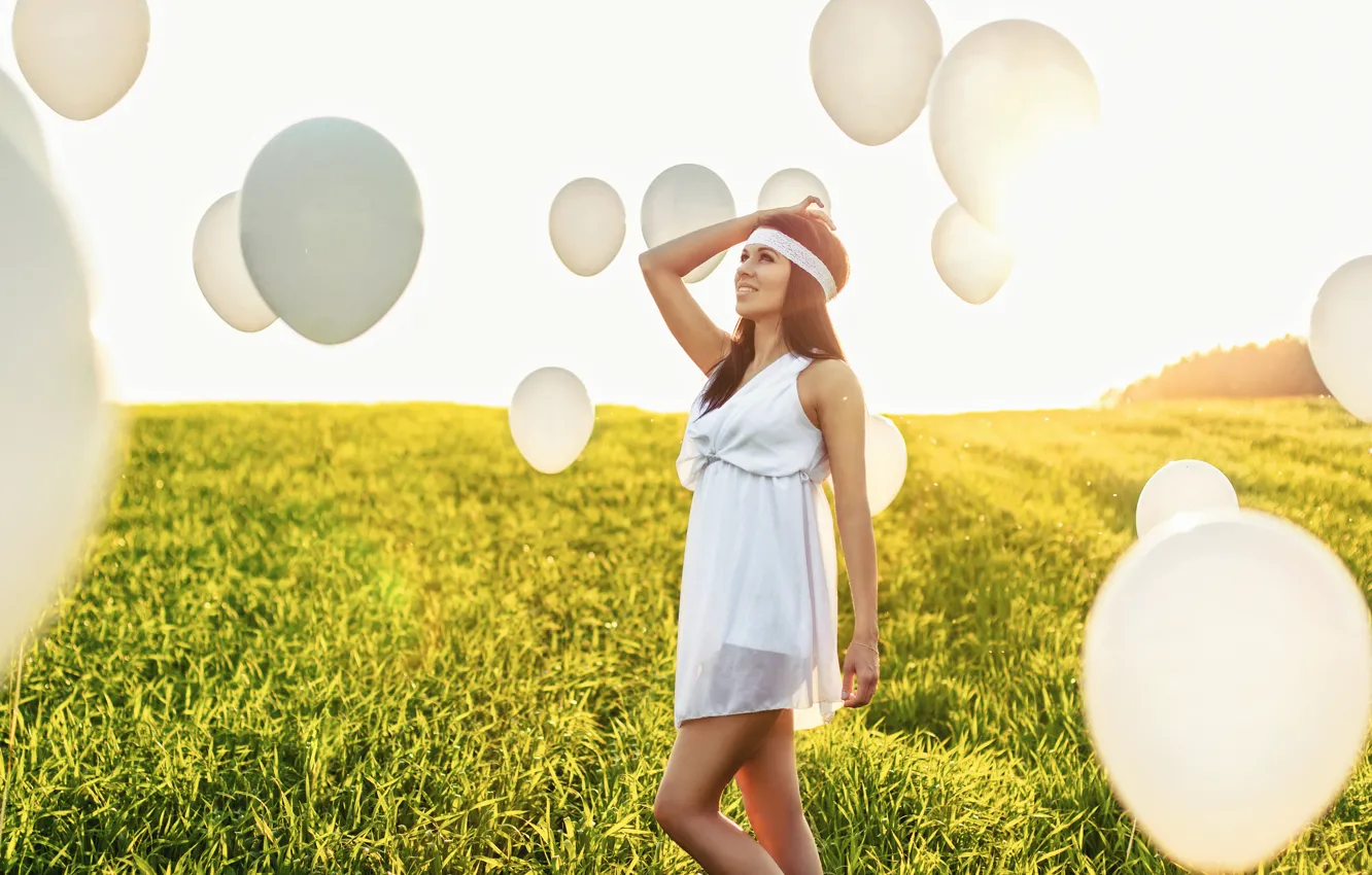 Photo wallpaper field, girl, sunset, balls, white, figure, slim, dress