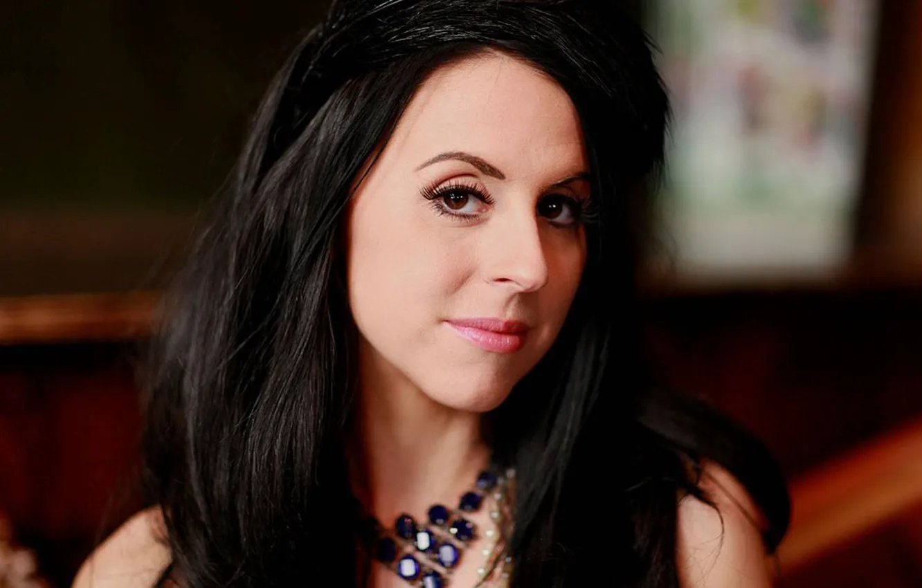 Photo wallpaper chest, look, girl, stars, necklace, actress, brunette, Louise Jenson