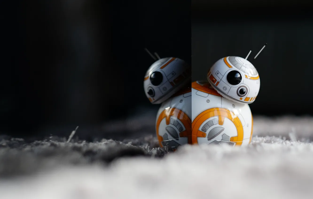 Photo wallpaper reflection, toy, robot, droid, BB-8