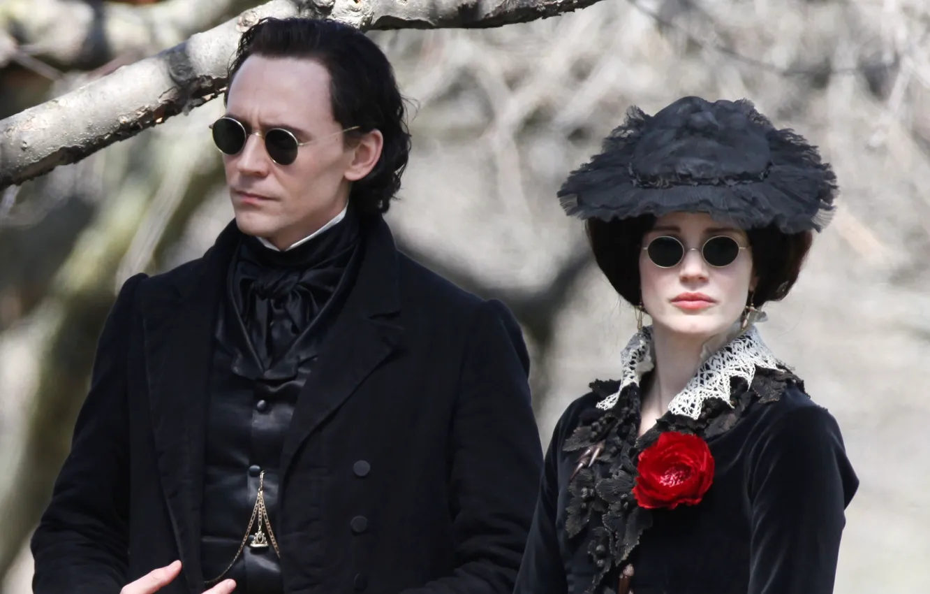 Photo wallpaper cinema, hat, woman, tree, man, movie, brunette, brothers