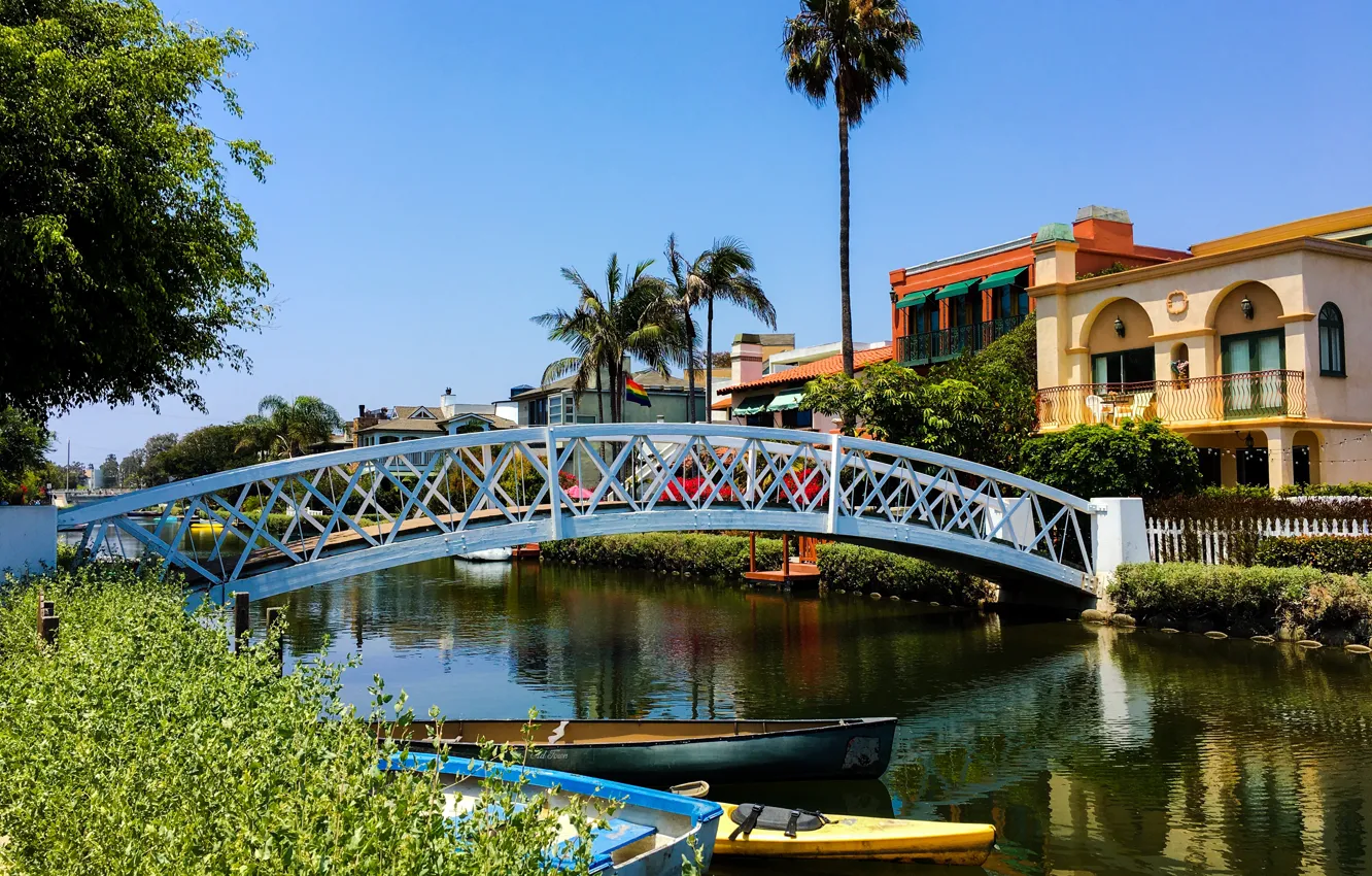 Photo wallpaper bridge, palm trees, home, boats, CA, channel, USA, Sunny